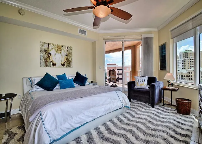 Belle Harbor 701w Luxury With Panoramic Water View. 23088 Apartment *