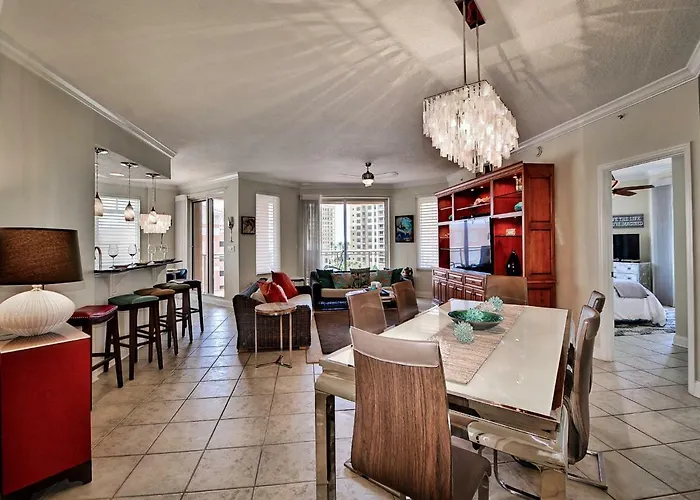 Belle Harbor 701w Luxury With Panoramic Water View. 23088 Apartment Clearwater Beach