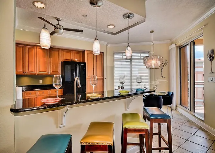 Belle Harbor 701w Luxury With Panoramic Water View. 23088 Apartment *